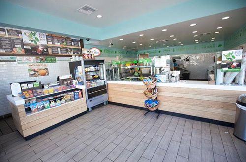 Franchisee takes the helm for Robeks Fresh Juice and Smoothie Bar franchise