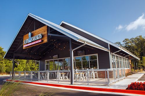 Slim Chickens Continues Texas Expansion; Opens Second Houston-area Restaurant