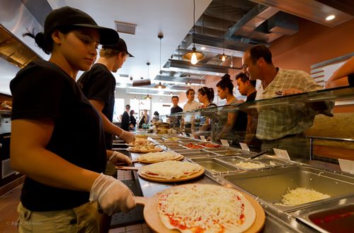 PizzaRev Opens Second Las Vegas Restaurant Today