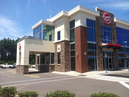Johnny Rockets Opens Its First Drive-Thru Restaurant in Mooresville, NC