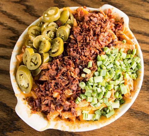 Snuffer's Brings Legendary Burgers and Cheddar Fries to Richardson