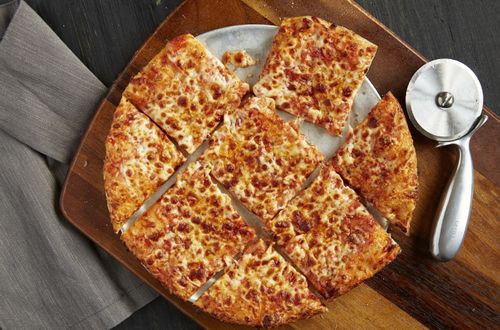 UNO Pizzeria & Grill Introduces Thin Crust Pizza With A Deep Dish Attitude