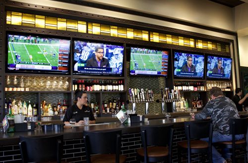 Bennigan's Breaks Ground in Monahans