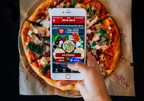 PizzaRev Launches App with Guest Rewards Program and Mobile Ordering
