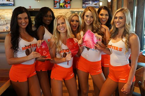 Shred 'Em and Forget 'Em for Free Wings at Hooters this Valentine's Day