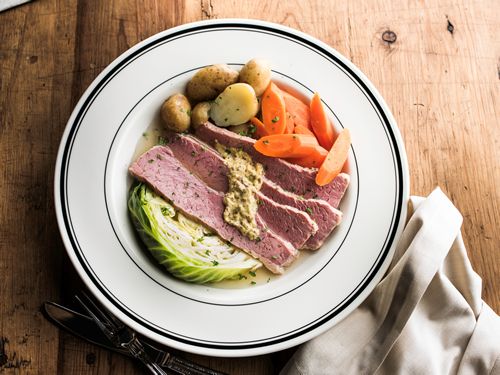 Mimi's Celebrates St. Patrick's Day With Corned Beef and Hash For Breakfast, Corned Beef and Cabbage for Lunch and Dinner
