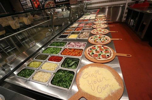PizzaRev Continues Rapid Mexico Expansion, Opens Third Restaurant in Monterrey Market