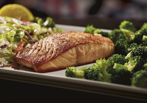 Citrus Harissa Salmon Burger and Sear-ious Salmon Run to Red Robin Gourmet Burgers and Brews