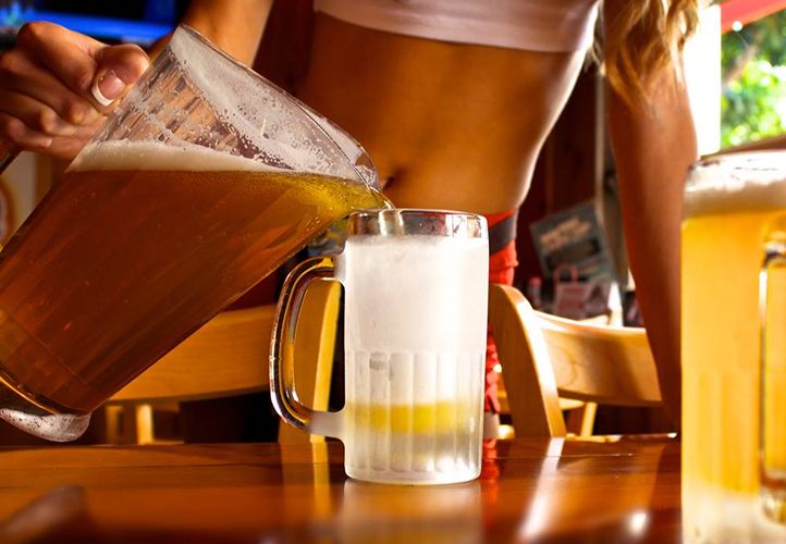 New Hooters of Cedar Hill Opens, Features Large Patio