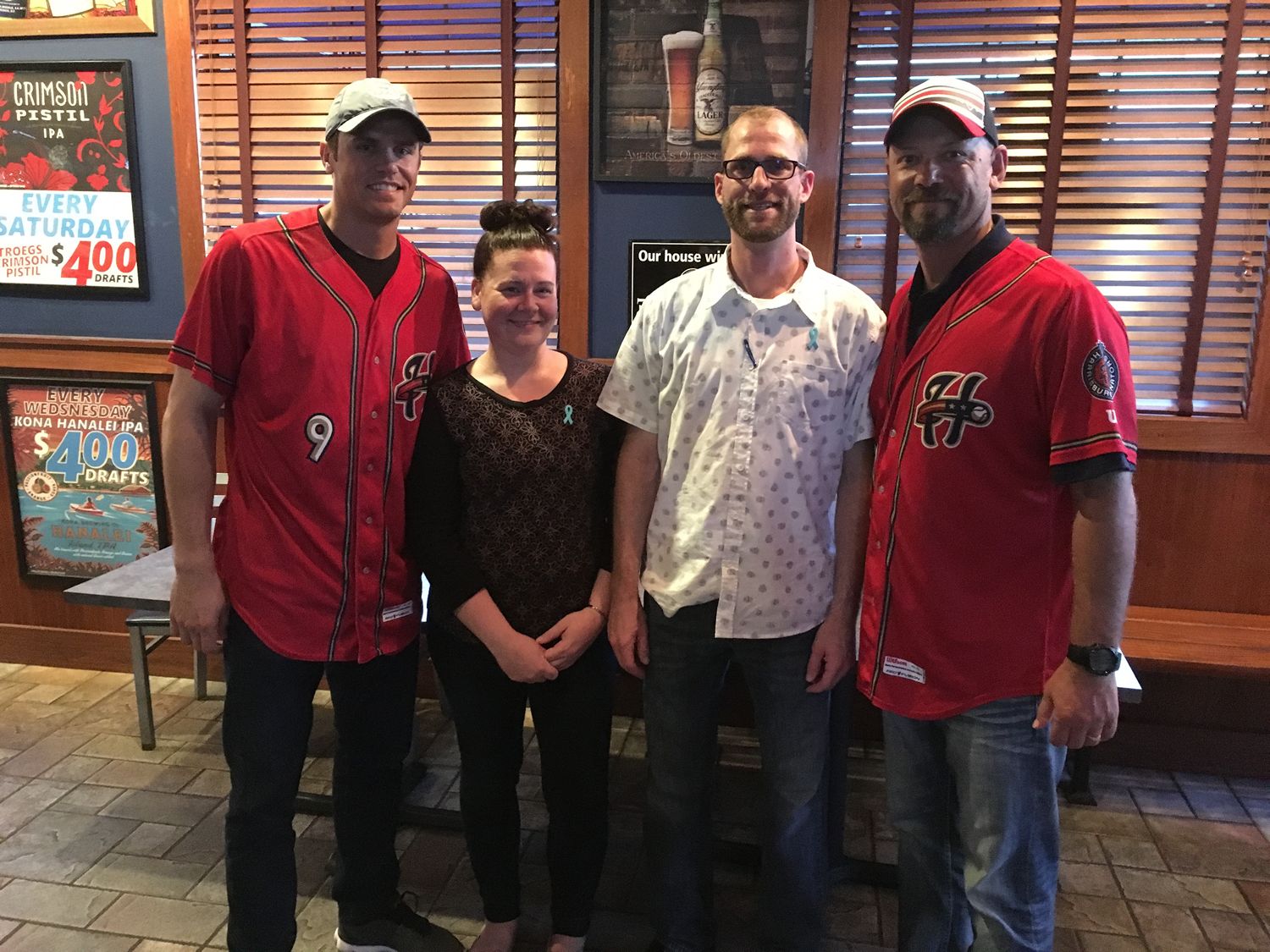 Arooga's Grille House & Sports Bar and Harrisburg Senators Raise $2500 for PA Prostate Coalition with 'Pints for Prostates'