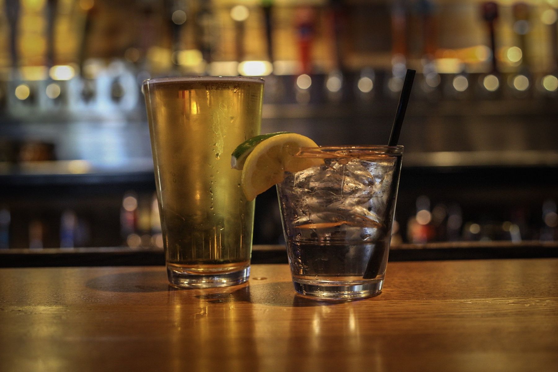 Phoenix-Area Tavern Ginger Monkey Offering First Drink for 10 Cents When Temperatures Hit 110 Degrees