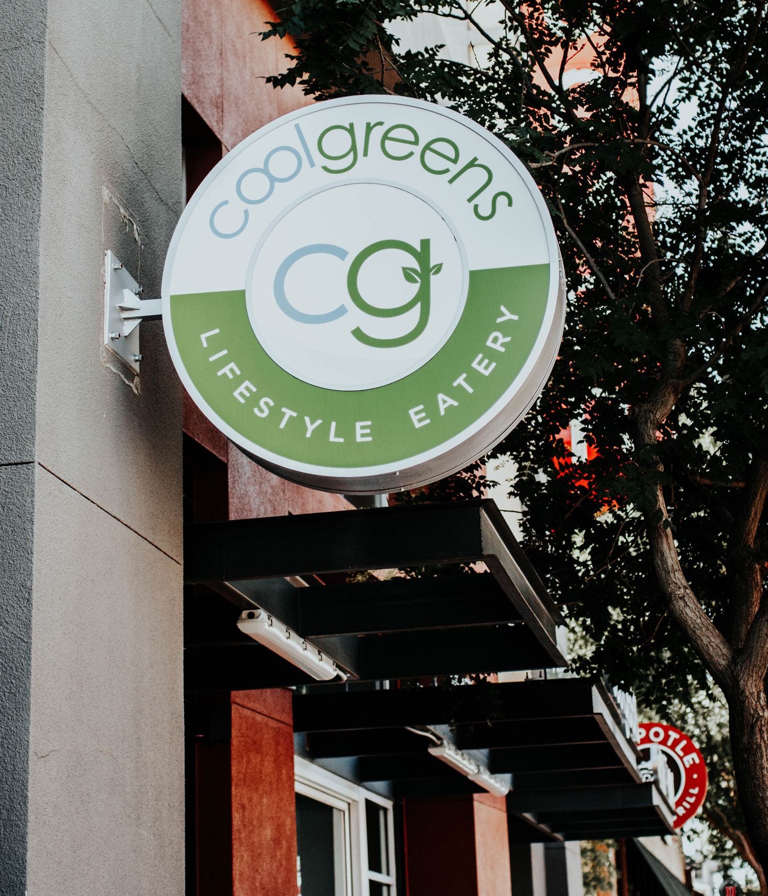 Coolgreens Launches Franchising, Aggressive 2017 Expansion Plan Based on Proven Business Model