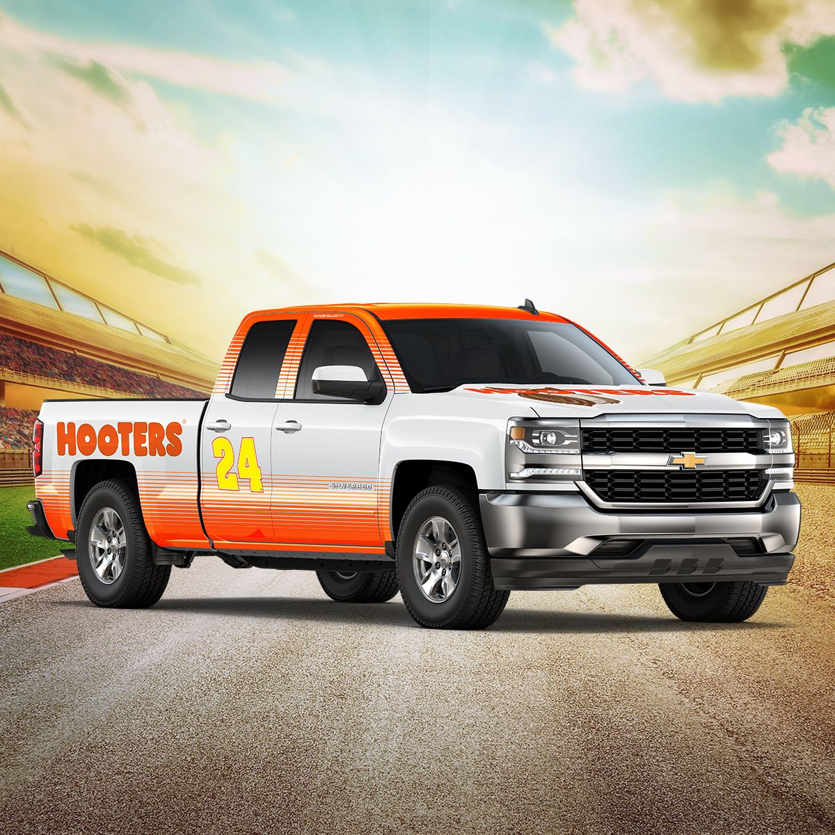 Hooters Returns to Track as Chase Elliott's Primary Sponsor for November Races