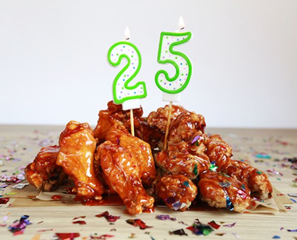 25 Years of Flavorholics: Wing Zone Celebrates Anniversary with Deals to Say "Thank You" to Fans