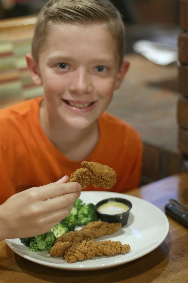 Applebee’s Restaurants in Austin, Dallas, Fort Worth, Houston, Waco and East Texas Kids