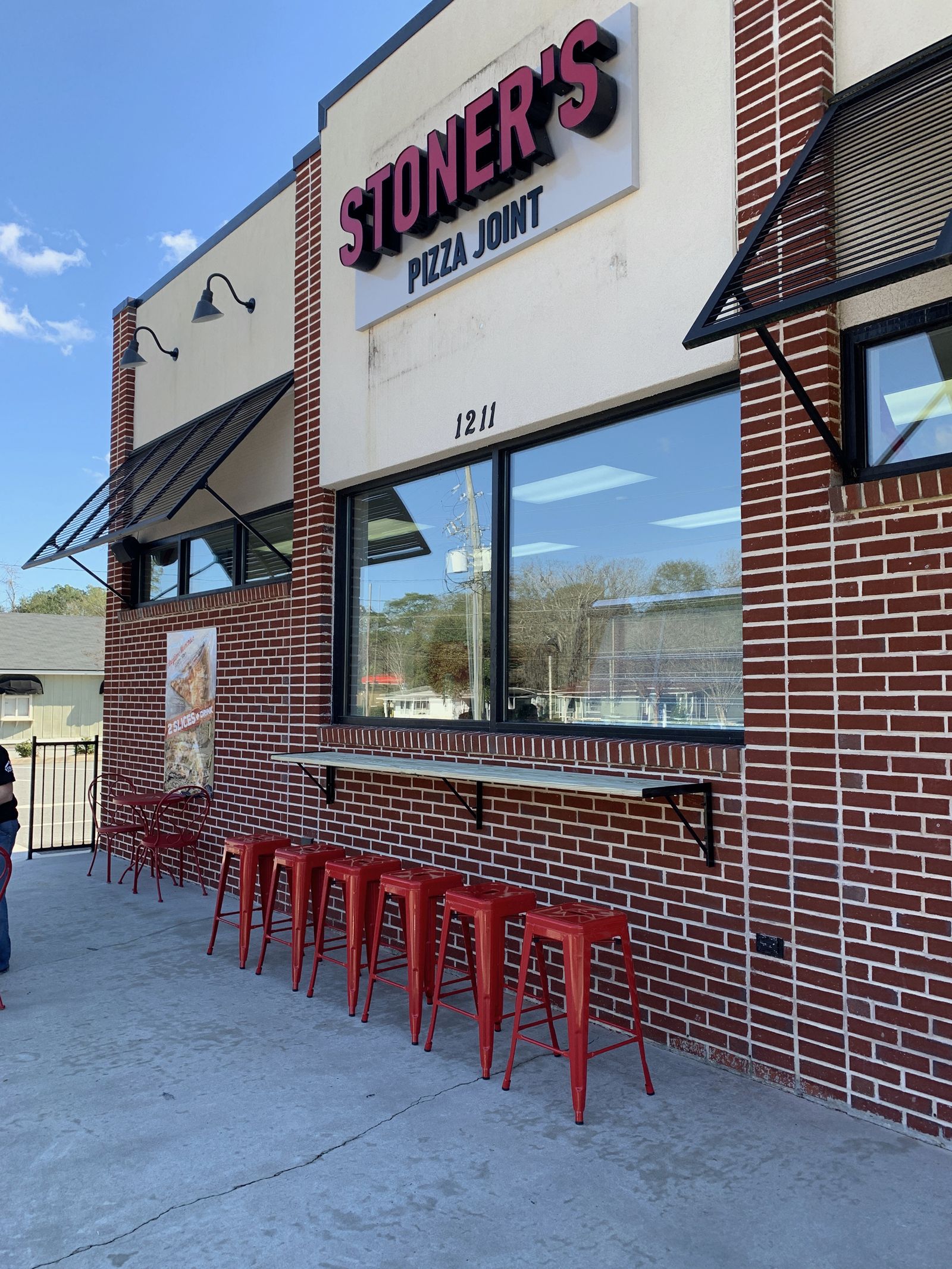 Stoner's Pizza Joint Accelerates Southeast Growth With Opening Of New Valdosta Location
