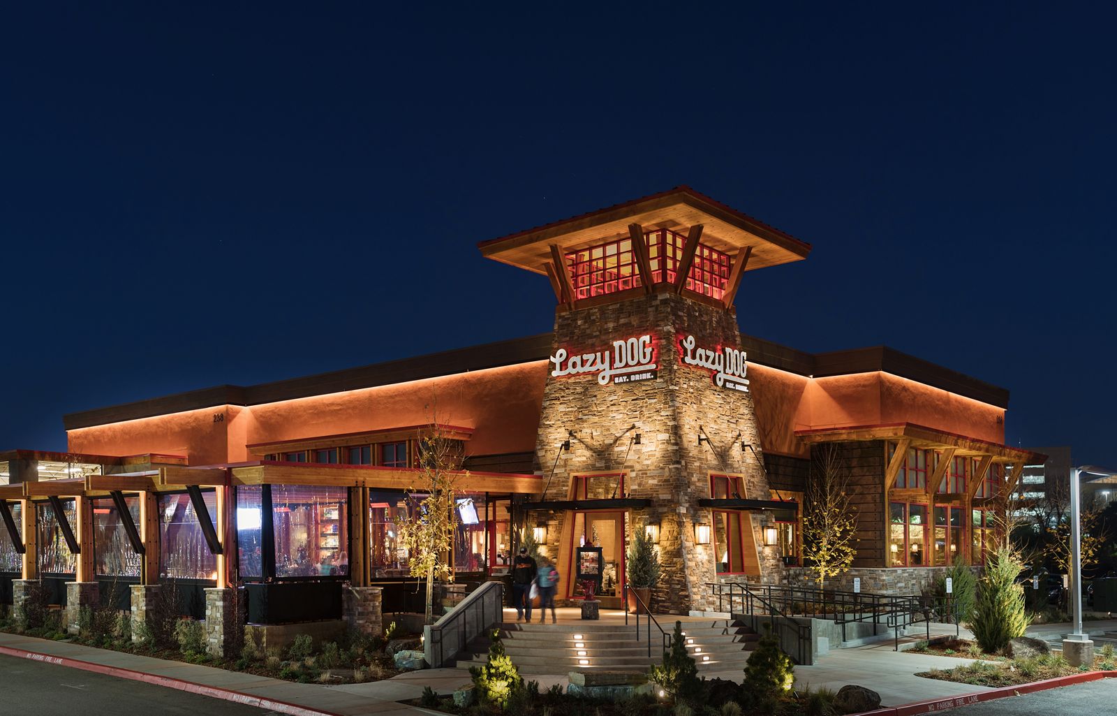 Lazy Dog Restaurant & Bar To Open Two New Restaurants in Southern California