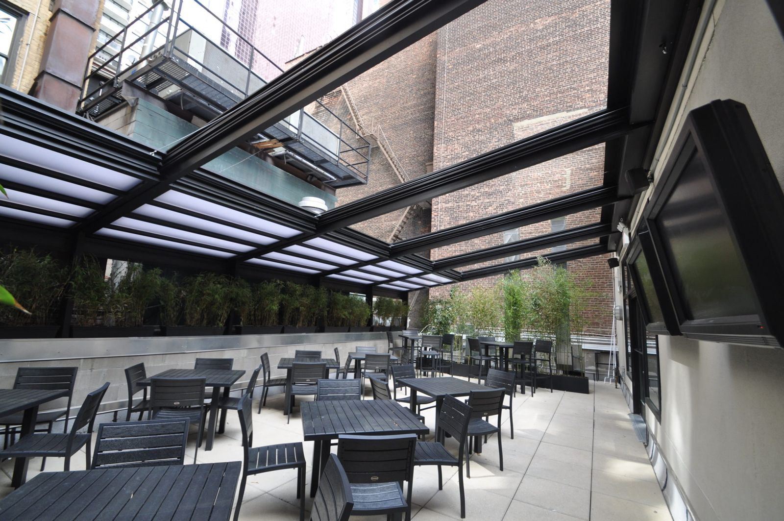Restaurant Chains with Roll-A-Cover Retractable Roof Enclosures