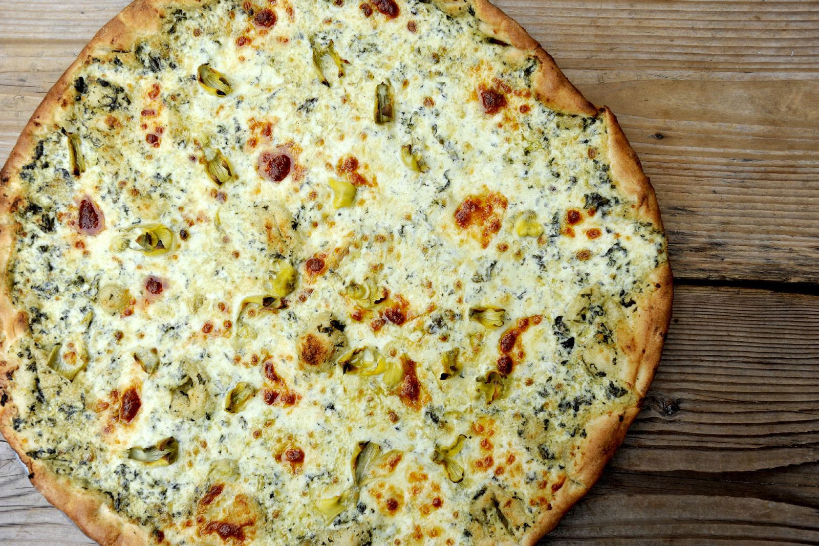 Famed New York-style pizza restaurant, Artichoke Basille's Pizza, has announced that its second Connecticut restaurant will open in Downtown Hartford this winter.