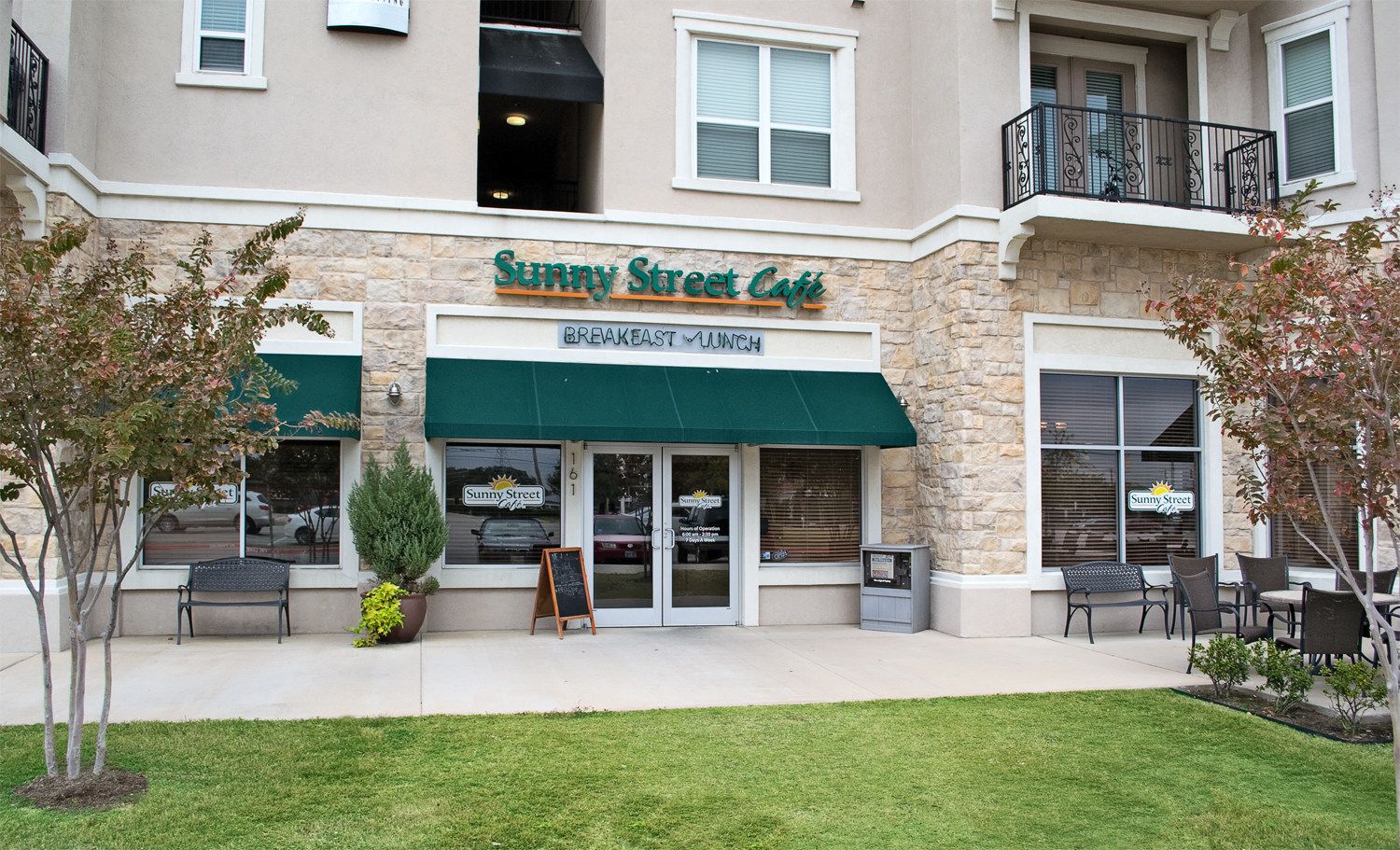 Sunny Street Café Expands in North Texas as Franchisee Opens Third Location