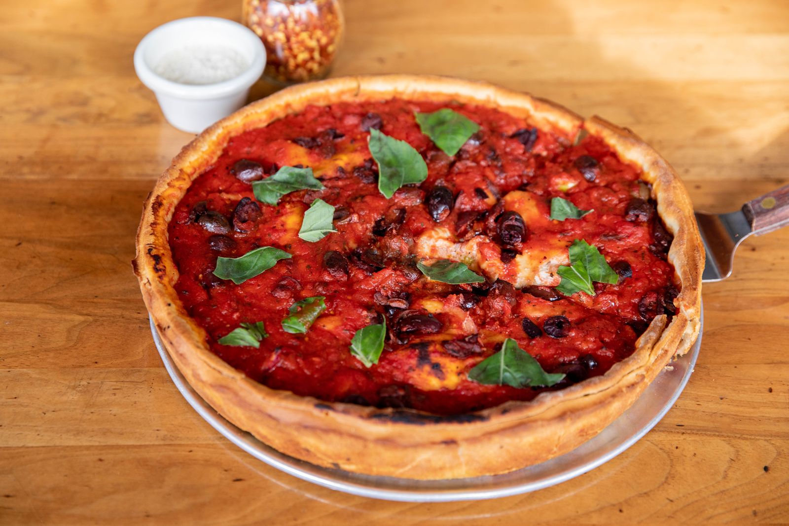 Patxi's Pizza, the full-service restaurant chain known for its mastery of all things pizza and relaxed atmosphere, has continued its expansion in Southern California with a new location opening in Los Angeles' iconic L.A. Live. The outpost will serve as the brand's flagship location as it continues to expand throughout Los Angeles and surrounding areas.