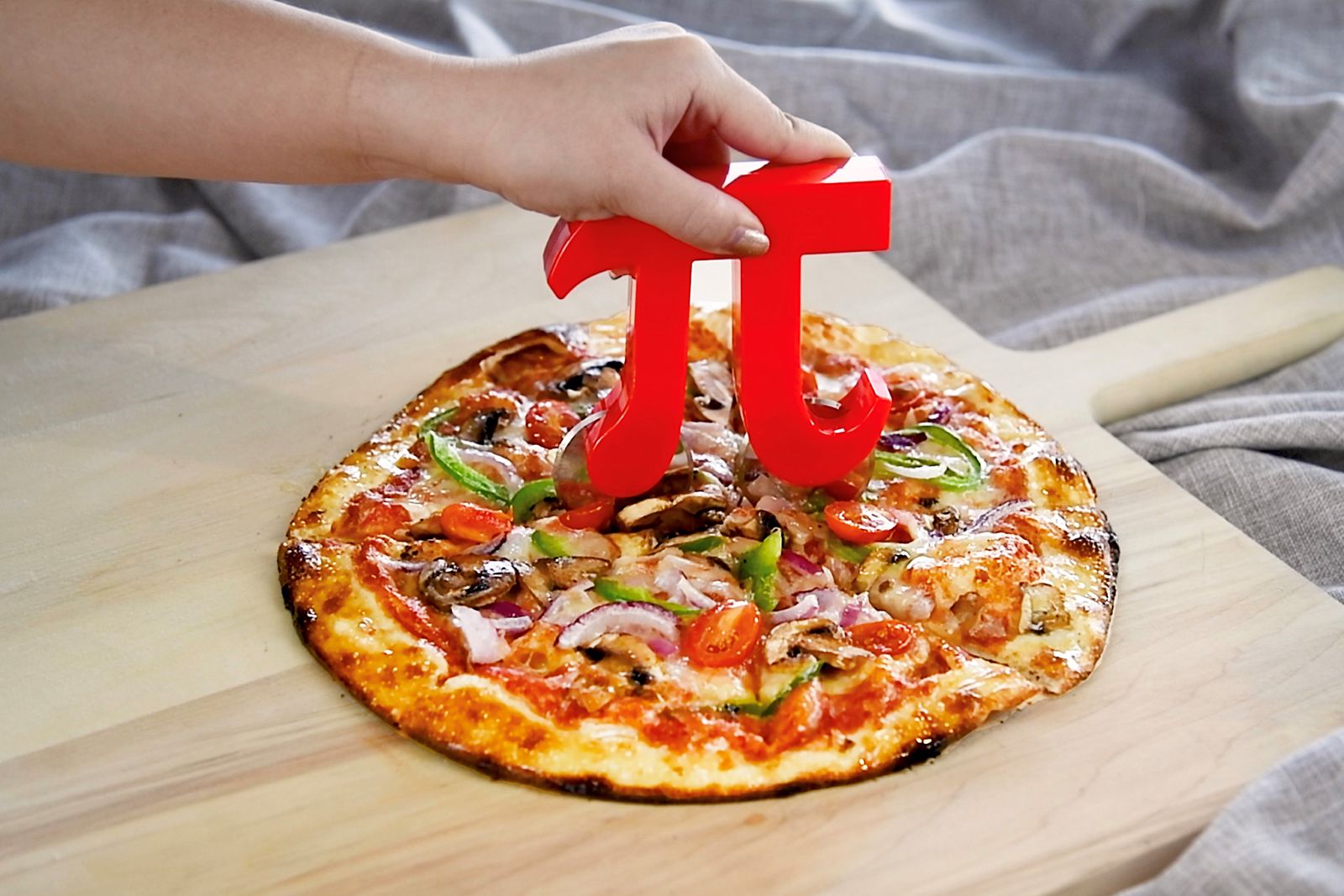 Pieology Celebrates National Pi Day with BOGO, Free Pizza for a Year