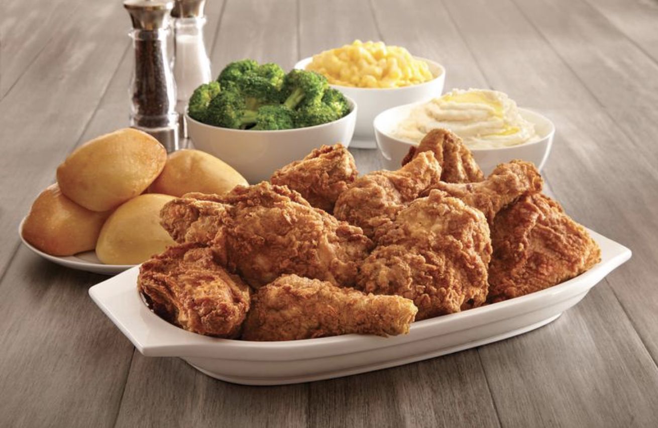 Golden Corral Celebrates Nation's Military Heroes Throughout November Golden Corral Celebrates Nation's Military Heroes Throughout November