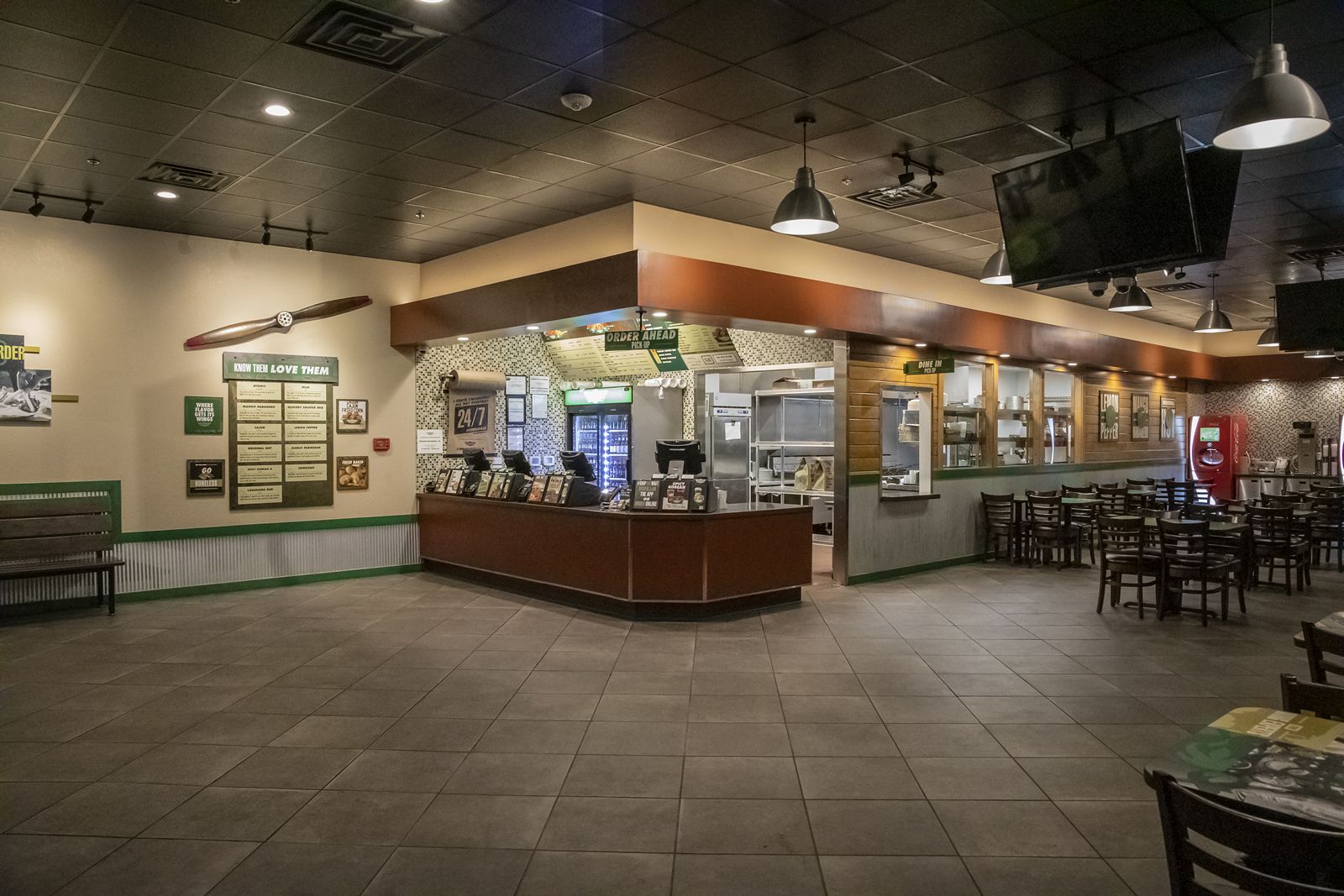 Wingstop Opens Milestone 1,500th Restaurant Wingstop Opens Milestone 1,500th Restaurant